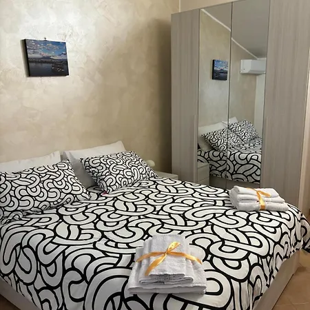 Del Golfo House Apartament *